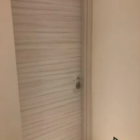 Miramare بيت ضيافة